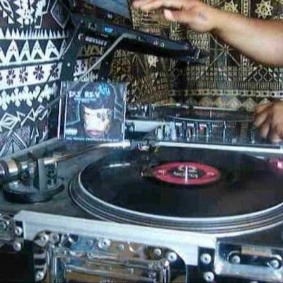 SonicSqueezebox's profile picture. Just me 😁