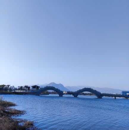 yang_yongjian's profile picture. 我来自贵州是一名普通工人，在浙江工作。I come from Guizhou and am an ordinary work, Work in Zhejiang