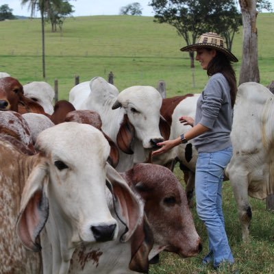 Assistant professor, animal behavior and welfare scientist. From 🇨🇴, worked for the welfare of animals in 🇨🇴, 🇧🇷, 🇺🇸, and 🇨🇦. Views my own.