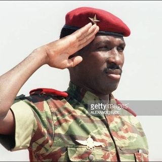 Emmanue28933674's profile picture. 