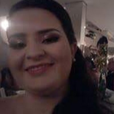 thaistxsantos's profile picture. 