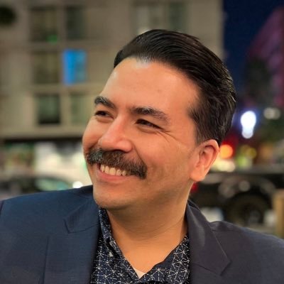 billy_towers's profile picture. From Queens. In SoCal. To infinity.