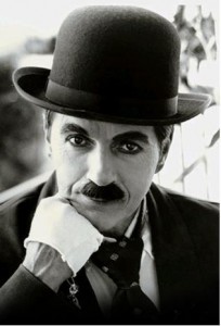 Charlie Chaplin. Frases, textos, pensamentos, poesias e poemas de Charlie Chaplin. Charles Spencer Chaplin (1889 - 1977) .