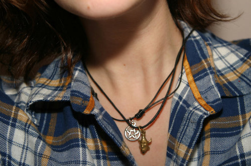 SPNHunter's profile picture. A hunter fighting the supernatural - just another day in the office. Ask here for any info on lore or how to kill somethin' nasty.