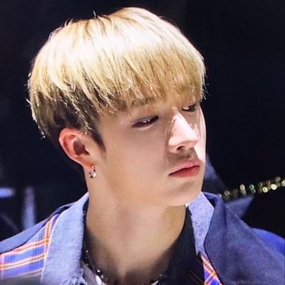 ᴄʙ𝟿𝟽🦋
⊹ ° . ˚ 𖧷 · ° . ♡ ⊹ ◌ ❛❜ ⋆
𝐼𝑚 𝑎 𝑐ℎ𝑎𝑟𝑚𝑒𝑟 🤍🖤||
랖몬 ‹𝟹 크리스토퍼
𝐀𝐑𝐌𝐘♡𝐒𝐓𝐀𝐘·͜·