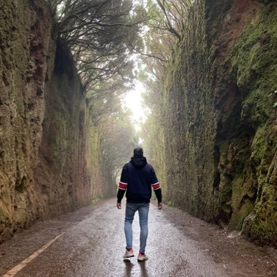 AlexAvi06's profile picture. 🥸