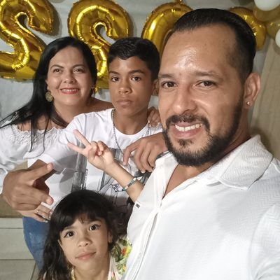 Operador de Financiamentos/flamenguista/louco pelos filhos e pela família