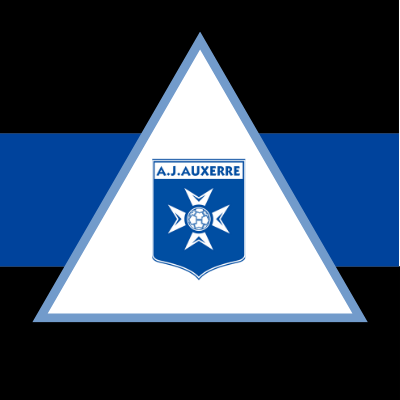 Auxerre c'est le Brésil. La pyramide comme symbole des jours heureux.