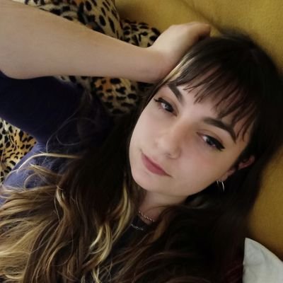 🌩️ Junior Front-End Developer
😼 GitHub: https://t.co/Tf5zX3xYH8
🌐 LinkedIn: https://t.co/YJ405U9QOV
intereses: 🎮 videojuegos/🖌 art