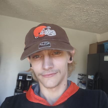 wadewil75621670's profile picture. Happily married dad of 1 little angel LET GO BROWNS!