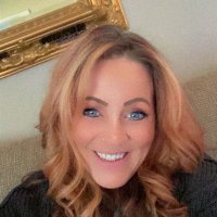 Lori Pratt - @LoriPra03412574 Twitter Profile Photo