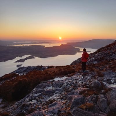 Connemara Galway Girl.  
Love the outdoors ❤️ And taking photos 📷