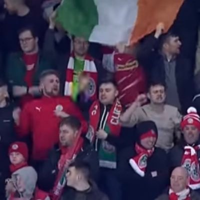 ☘️ 🔴 ⚪️ fuck Mayo. Here that’s no mouse, that’s my brother. Saffs 🟡⚪️. Rugby league 🩵