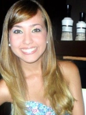 Não deixe de sorrir, pois não vai encontrar quem vá
sorrir por ti ♫
