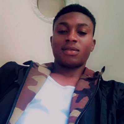 Simple guy don’t like fake friends(Dem)