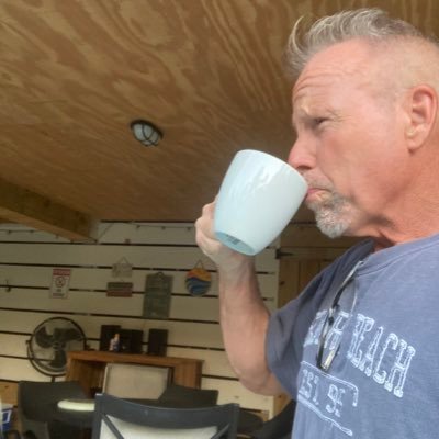 Michael88297184's profile picture. retired UPS,Circle of Honor,America First 🇺🇸 Vol fan and Vol Club member🍊Life member NRA 🍺