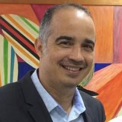 DeguinhaT's profile picture. Professor,  escritor , político,  empreendedor.