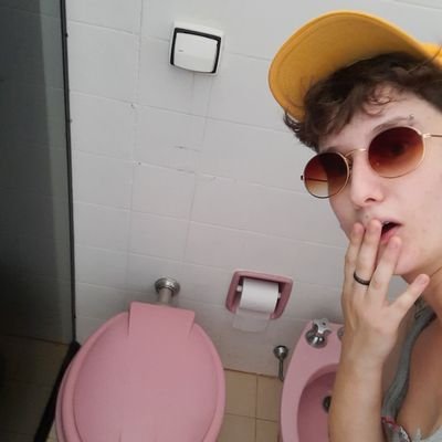 trapipi's profile picture. taa tumtum tatsts patuts tutststa tchaaaa tumtumtbumtchicabum