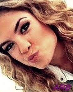 Fã Clube feito em homenagem a nossa DIVA : @Lua_Blanco ♥ ! Pessoa maais perfeita que existe nesse muundo , miinha e nossa Lua ! Since:20/08 ! Ofc : @lagrimaflor
