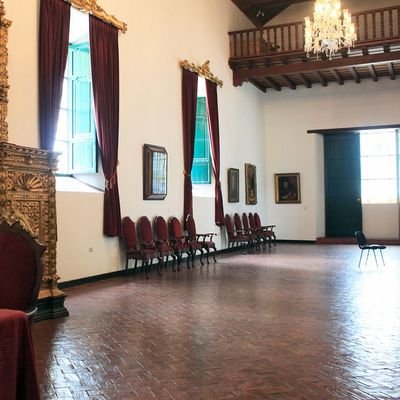 Cuenta oficial del Museo de Caracas.(MUCAR) 
https://t.co/oTn9W1Ozlz Monjas, frente a la Plaza Bolívar , Centro Histórico