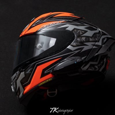 toshiki_10_'s profile picture. バイクとワンコとキャンプおじさん鈴鹿サーキットに出没中👍見た目から入るタイプですww 遅いので煽らないで下さい