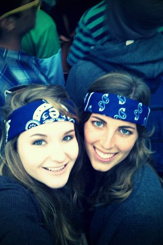 katehohenstein's profile picture. Guess why I smile a lot? Because it's worth it. If I could be anyone, I would be Issac Newton... or Beyonce