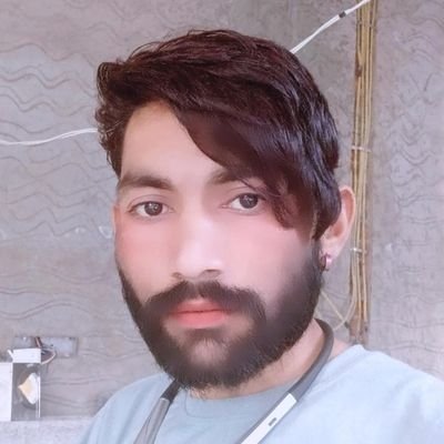♡➾ अनजाने में यूँ ही हम दिल गँवा बैठे, इस प्यार में कैसे धोखा खा बैठे, उनसे क्या गिला करें, भूल तो हमारी थी, जो बिना दिल वालों से ही दिल लगा बैठे♡➾