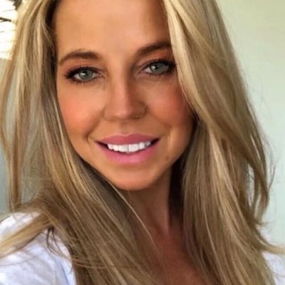 RealJojoBayvel's profile picture. Digital Marketer | Blogger | Beauty & Boutique owner | Runner | Family | Jesus | Books | Sports | Travel | Art | Music | Animals | Fashion