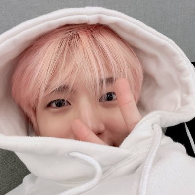 ilyljeno's profile picture. Buat baca AU