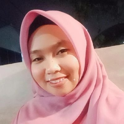 Esauniah's profile picture. Innalloha ma'asshobirin..:) :)
🧕🏼Teacher