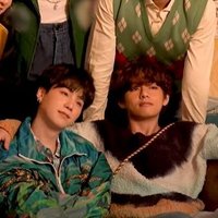 แทกิเขาเป็นแฟนกันค่ะ🐻😺🐯🍊💜💜💜💜 (@minyoon2093) 's Twitter Profile