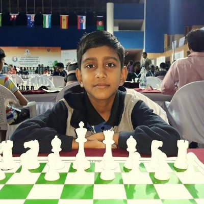 International FIDE rated chess player.
Enjoying Chess & Creating Videos for beginners & intermediate players.
Please Subscribe (Free!): https://t.co/xvhz8cPAH5