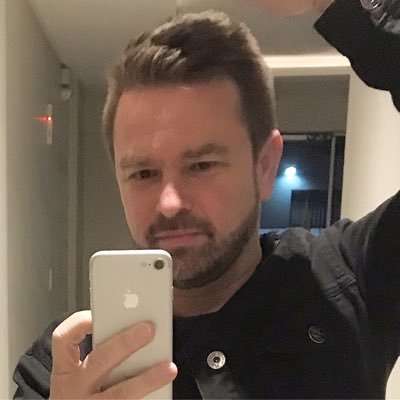 crissewerdt's profile picture. A felicidade só é real quando é compartilhada