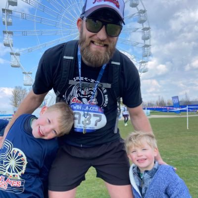 Young Family | Do a bit of #trailrunning | Goonies never say die! | Live in Milton Keynes - heart is in Middlesbrough ❤️ #UTB | 💚 #thicktrunktuesday