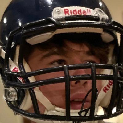 LB/WR| C/O 2025| Bellarmine College Preparatory•San Jose, CA|155lb 5”11| contact- jsweeney25@bcp.org|