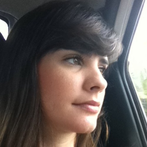 Larawrosa's profile picture. 