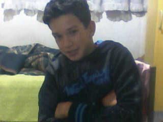 lindo, gostoso e disponivel. kkkk'
http://t.co/GyieTzPFM9