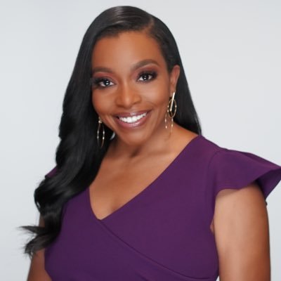 Anchor bae in the A! I anchor @11Alive Morning News weekdays 5-7am Michigan State alum. NABJ Member. Alpha Kappa Alpha Woman. YouTube University Makeup student.