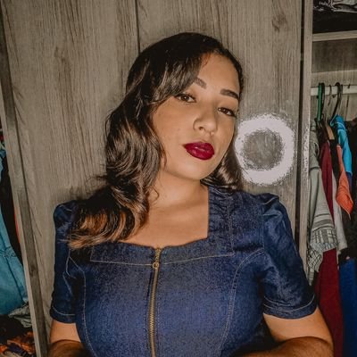 Hello !
Insta: Giuliana_fonsecca 📷
20 years old 🧬
Cristã ✝️
Futura Biomédica 🔬