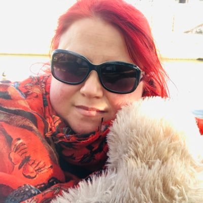 Mum of 3 humans and 1 dog. A Polish English Teacher. KS4 coordinator. Literacy lead. Reader. A proficient procrastinator. Feminist.