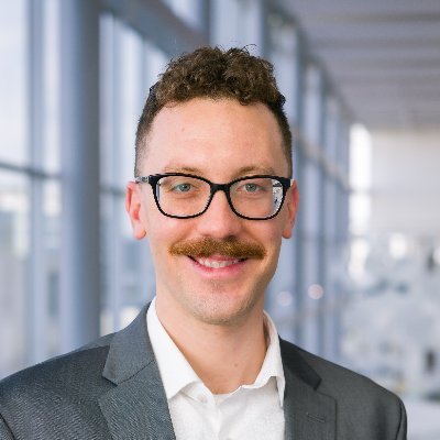 Geneticist, TE/ERVist, chromatin nerd, embryology fanboy, repro bio, opera/schnauzer/brunch connoisseur. 🏳️🌈46XY. FIRBee2016 Mizzou-Stanford-Utah, now: UTSW