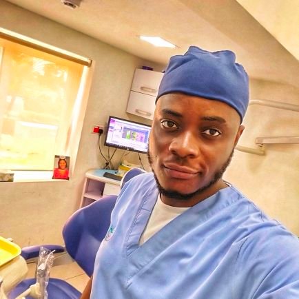 henry_bodolf's profile picture. Eat with the same people you starved with and
If life shows you pepper, make pepper soup..