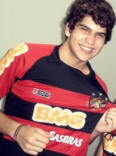 matheushnk's profile picture. se eu para, quem vai te história pra pode conta. haha ;)