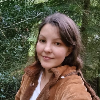 GrayPhoebe's profile picture. Msc Climate Justice  📚