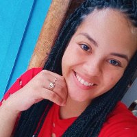 Vanessa (@_vrobertaa) 's Twitter Profile