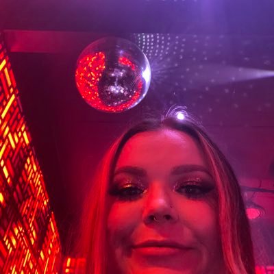 find me under the disco ball ♡🪩♡ https://t.co/grlnNmq02h