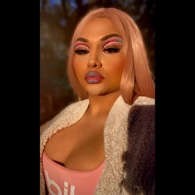 Keep It Real Or Keep Your Distance‼️// THE TRANSGENDER BADDIE 🏳️⚧️// Insta: Skrillianna._