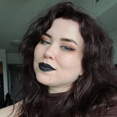 PhD Student; Queen's University | Dark Tourism & Heritage in Canada | Public & Oral History | Type 1 Diabetic & BPD | Lover of Horror Movies & Ghost Stories