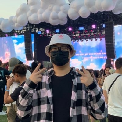 UO'23.
UO Valorant Payer. This is my personal twitter account.
Follow my Valorant account: @MikeTheCactus