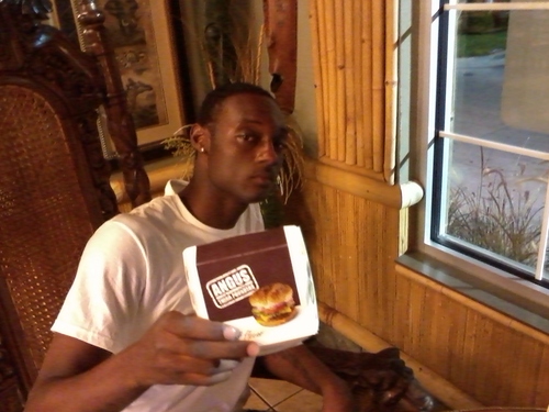 Bornbl3ss3d's profile picture. Say what I feel like